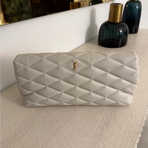 Saint Laurent Quilted Ivory Clutch - Picture 4 of 7